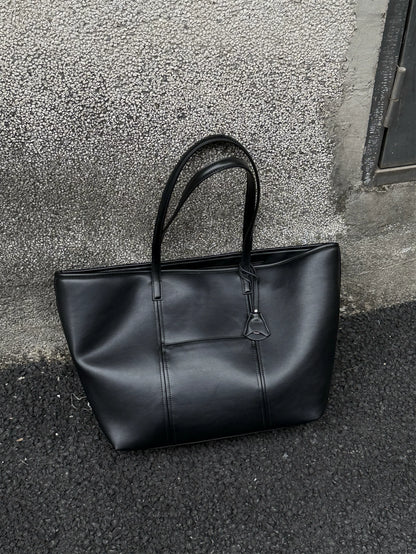 EDGED COMMUTER BAG
