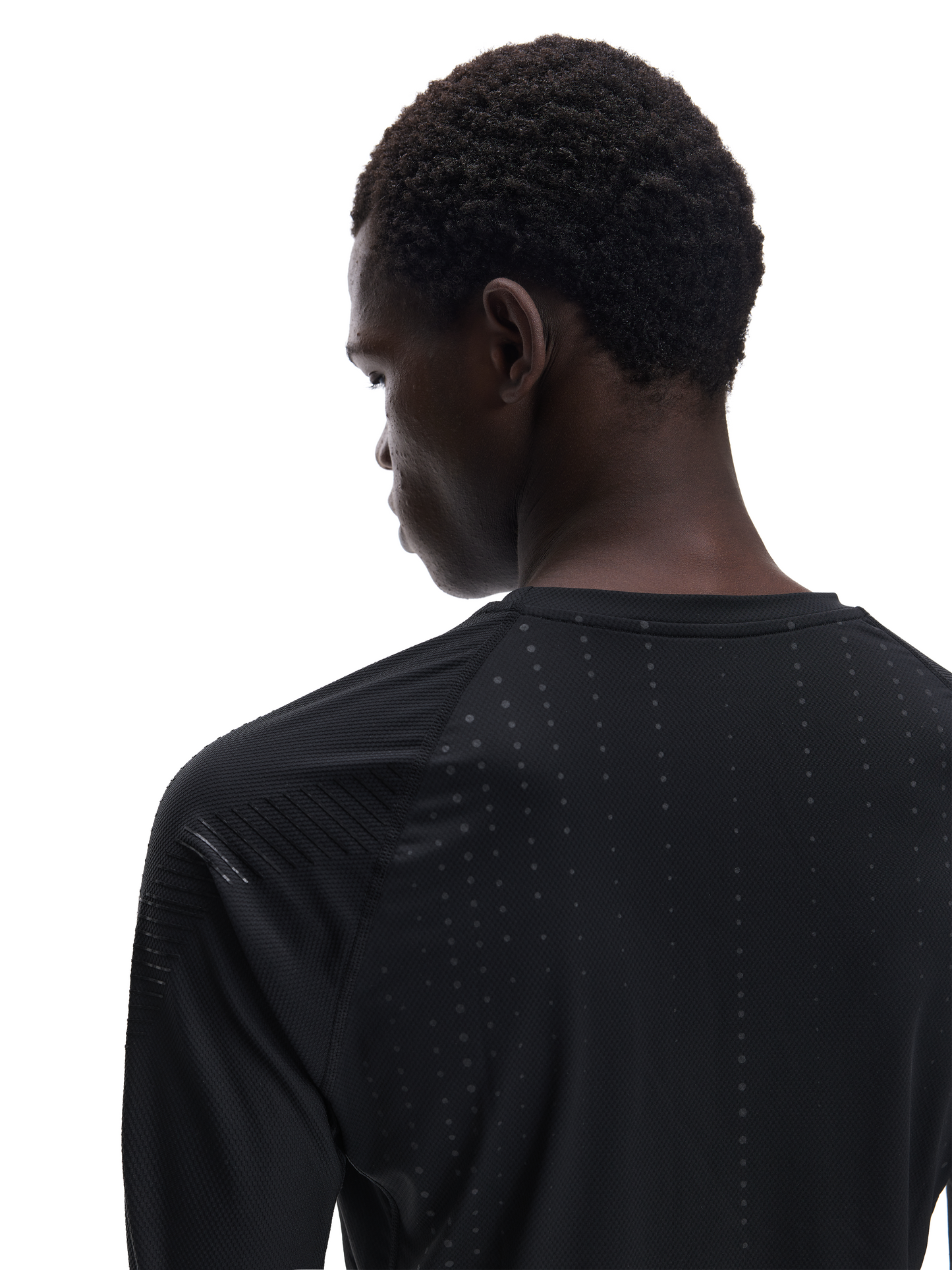 SCULPTING GRADIENT DOT T-SHIRT
