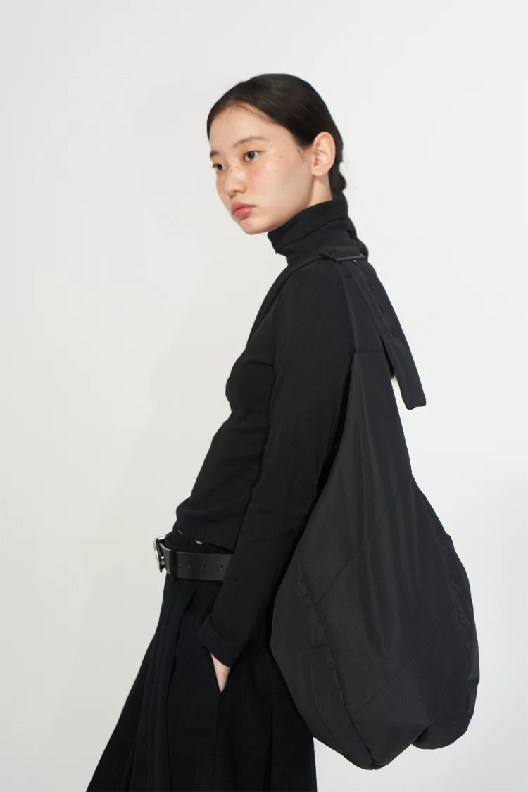 D SHAPED PADDED SHOULDER BAG 12