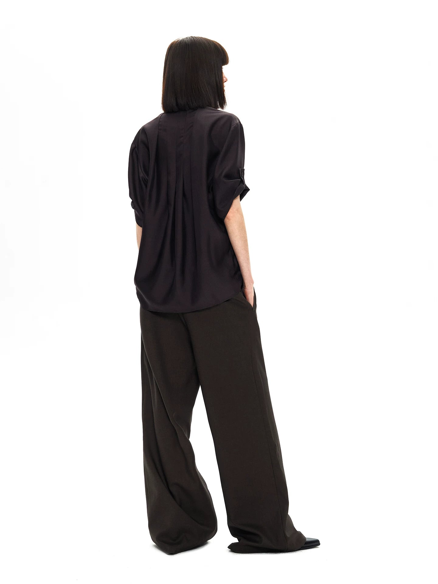 GLOSSY SILK PLEAT SHIRT