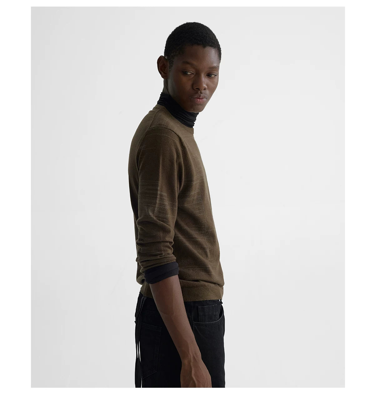 LINE JACQUARD LONG SLEEVE KNIT