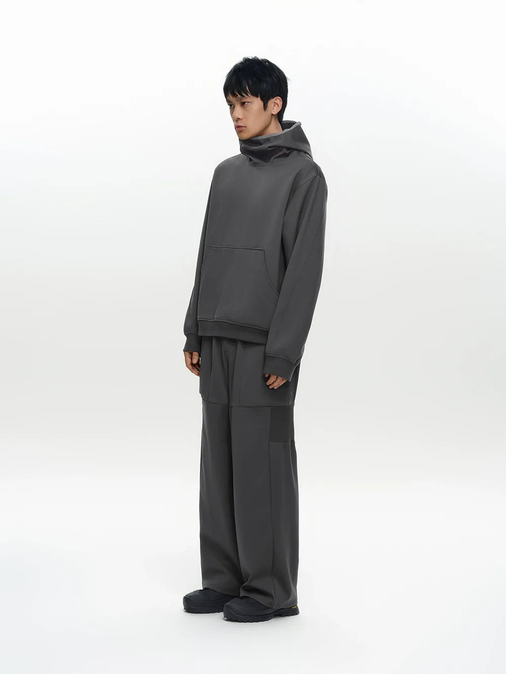 HOODED TURTLENECK PULLOVER