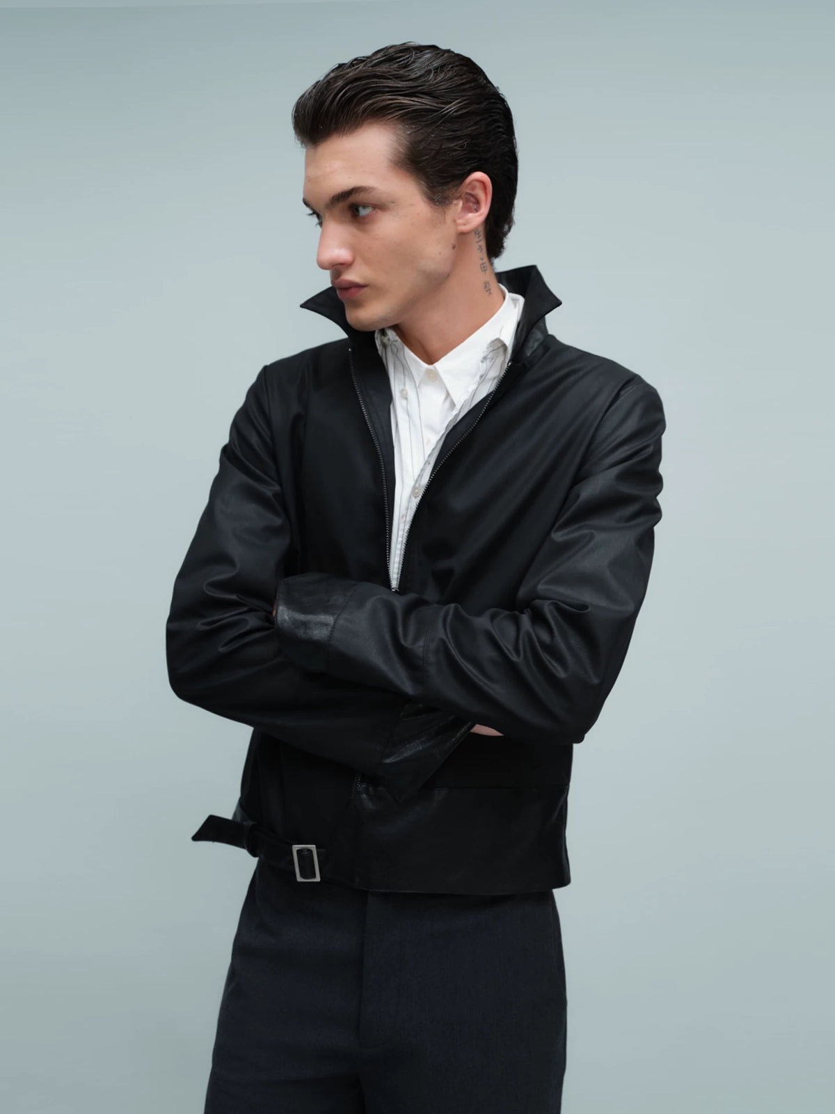 WAXED BUCKLE HEM JACKET ブラック