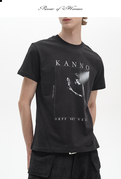 BREATHABLE GRAPHIC TEE