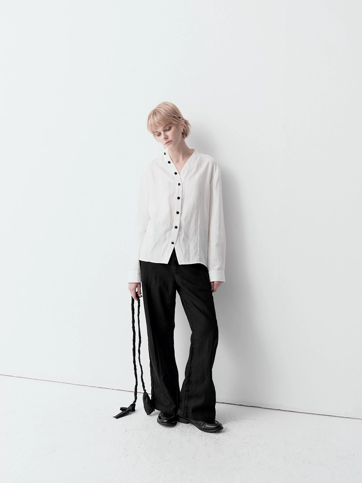 V-NECK MINIMALIST SHIRT