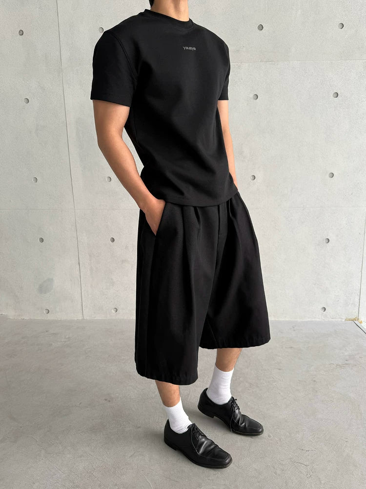 TEXTURED CROPPED SHORTS