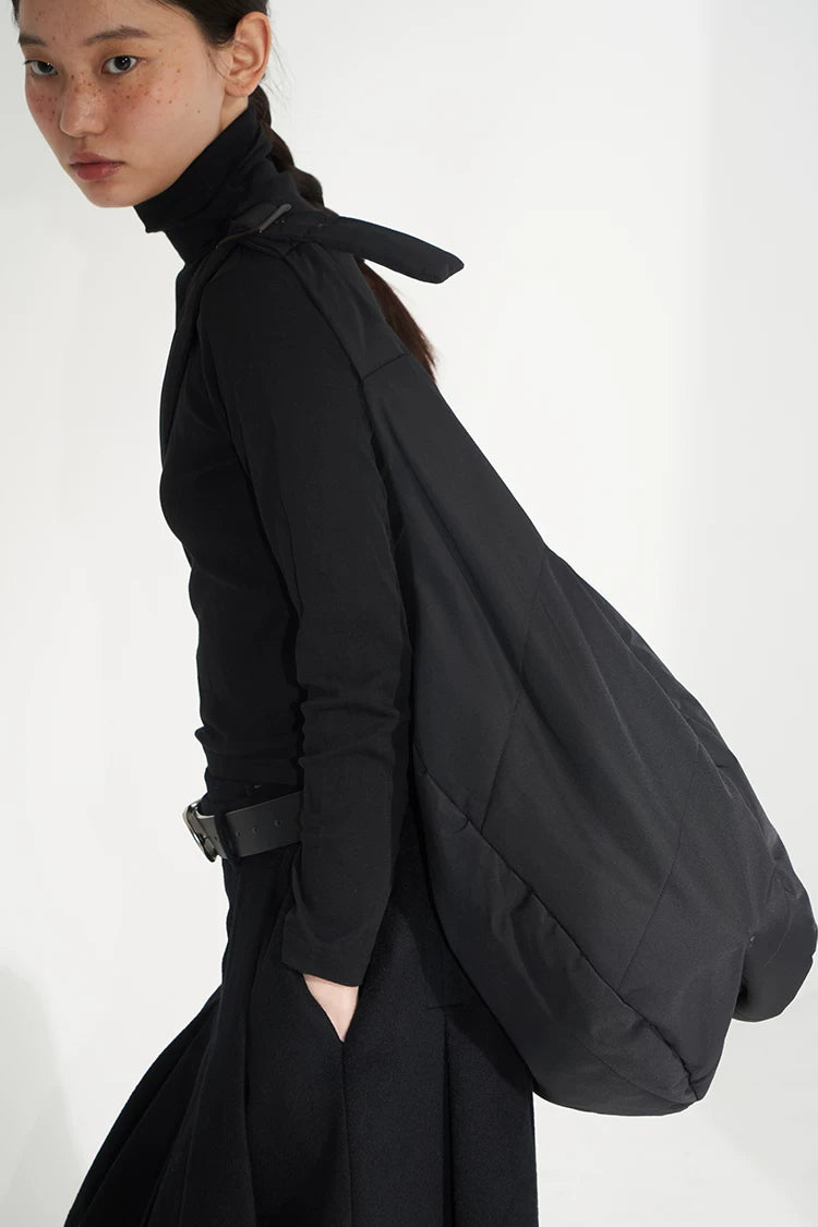 D SHAPED PADDED SHOULDER BAG 4