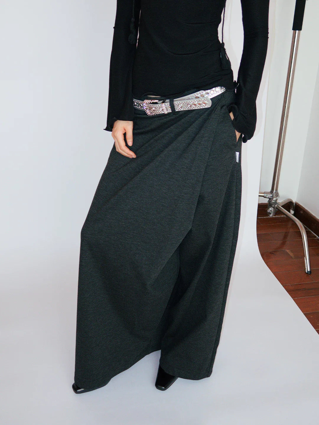LOOSE PATTERN CULOTTES