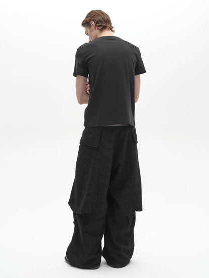 BREATHABLE GRAPHIC TEE
