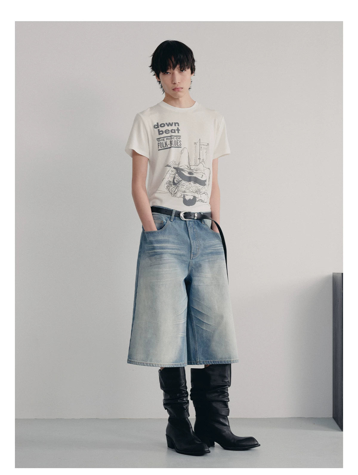 ICE BLUE PLEATED SHORTS