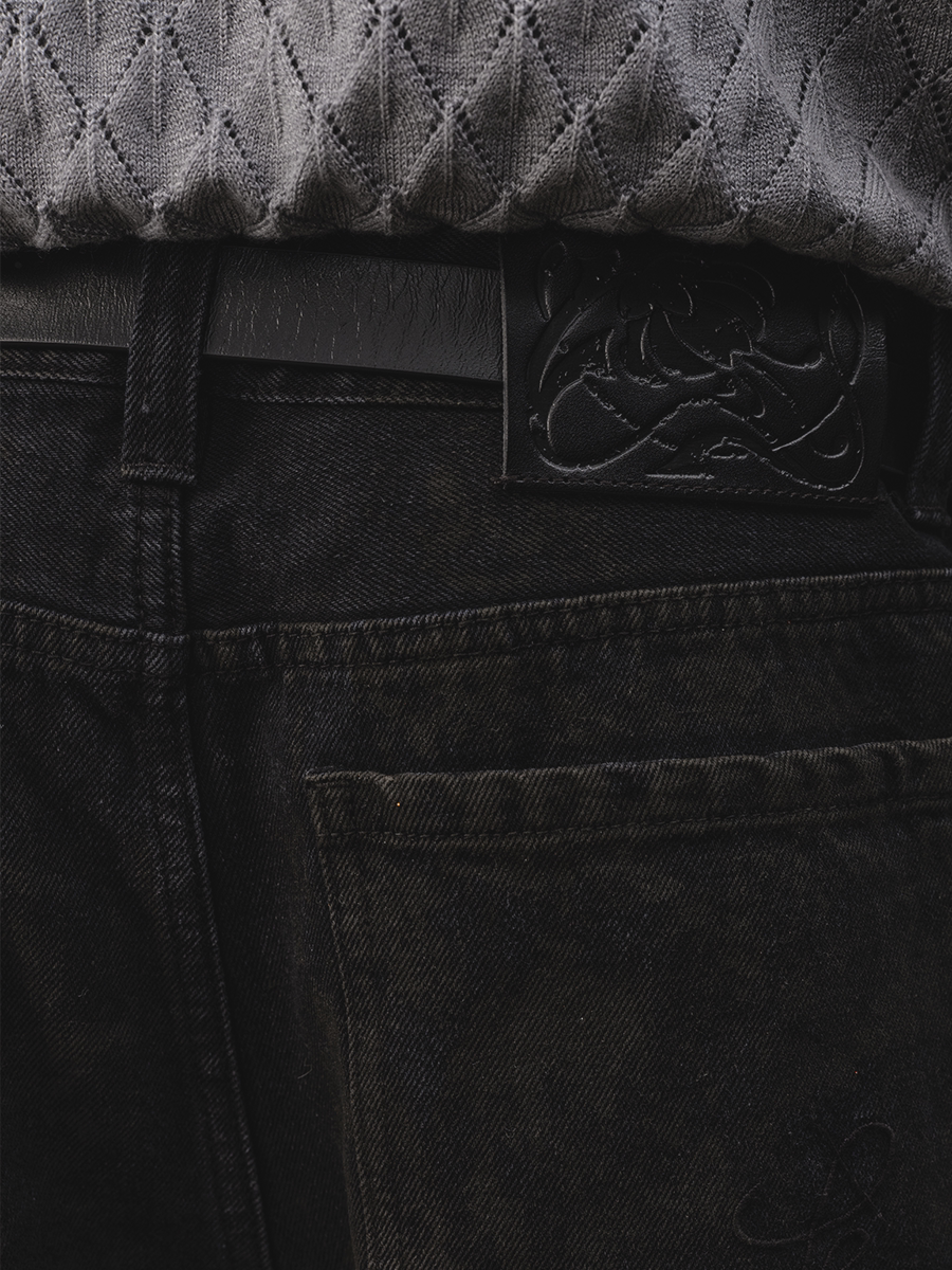 DISTRESSED BLACK DENIM PANTS
