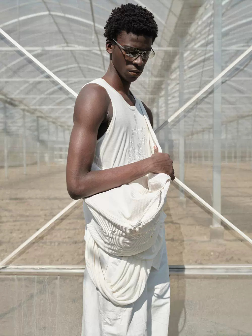 PADDED CROSSBODY BAG