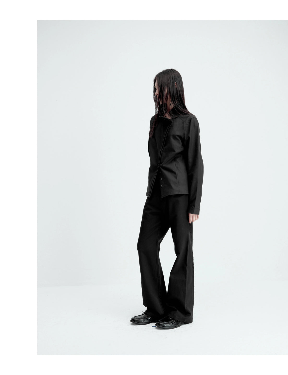 CURVED PLACKET STAND-UP JACKET