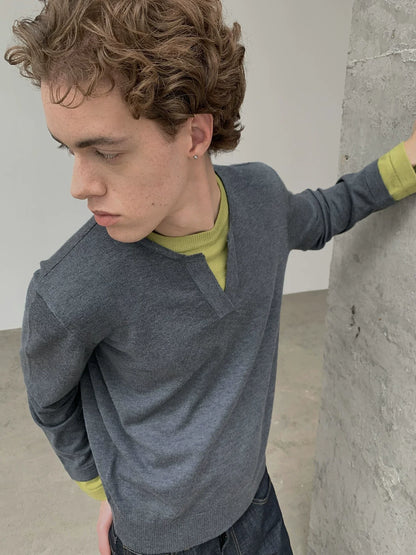LIGHT MERINO V-NECK LONG SLEEVE