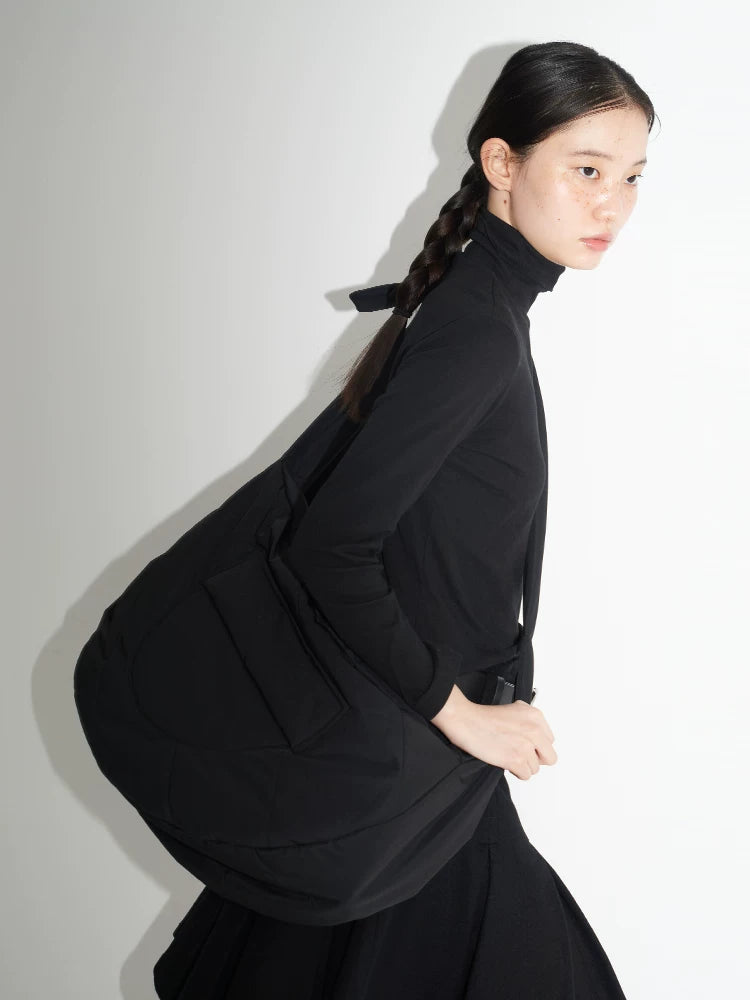 D SHAPED PADDED SHOULDER BAG 1