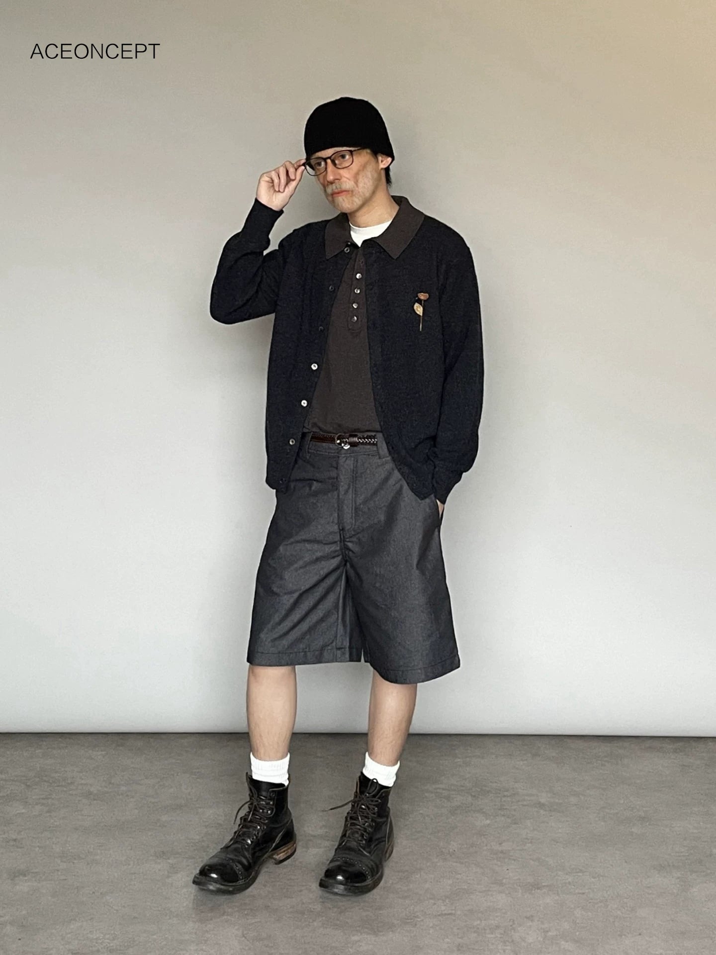 CASUAL LOOSE-FIT SHORTS