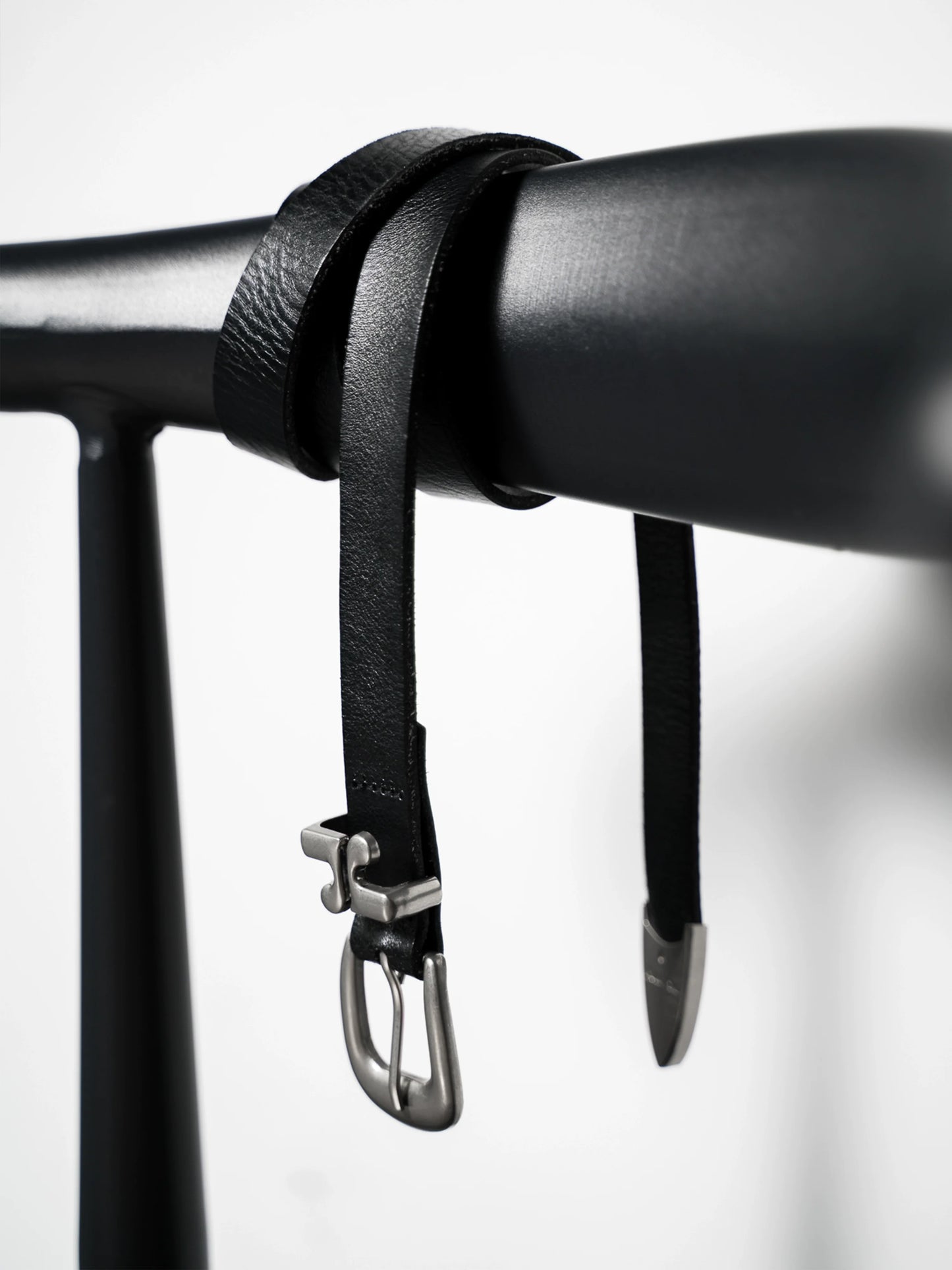 VINTAGE LEATHER BELT WITH SILVER BUCKLE