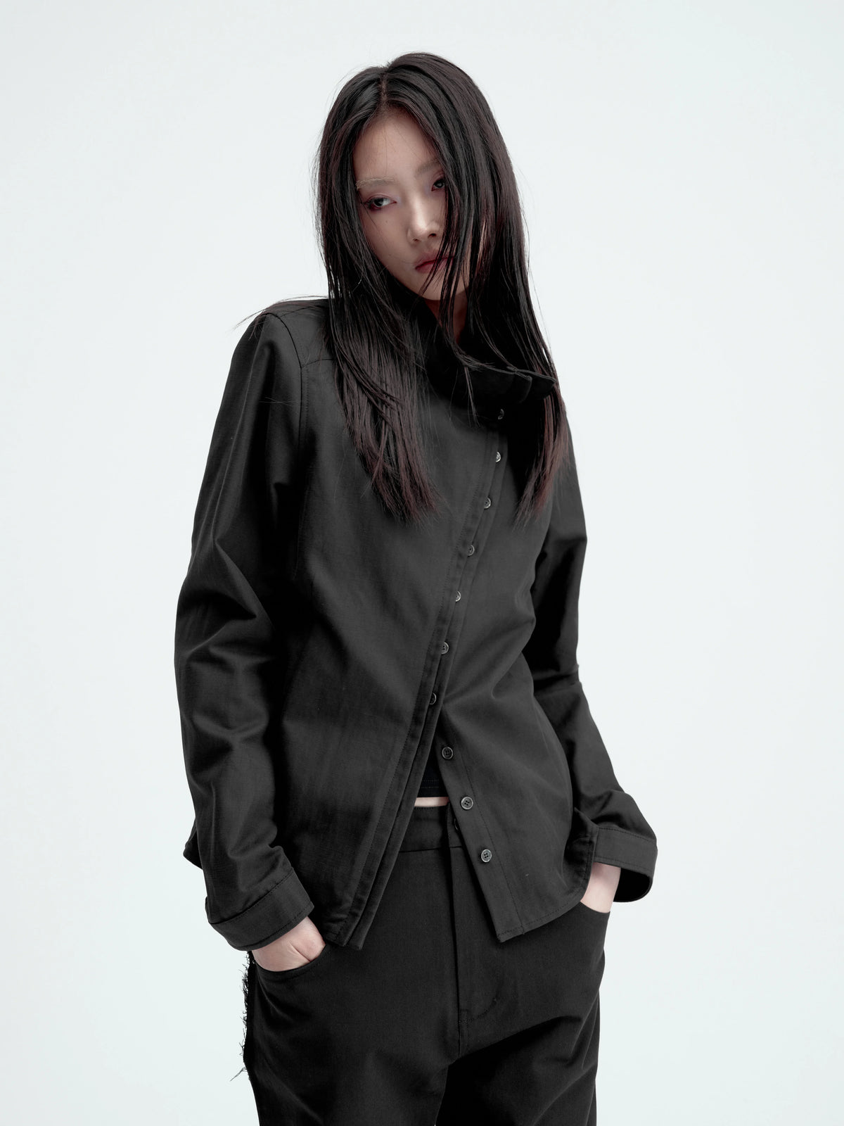 CURVED PLACKET STAND-UP JACKET