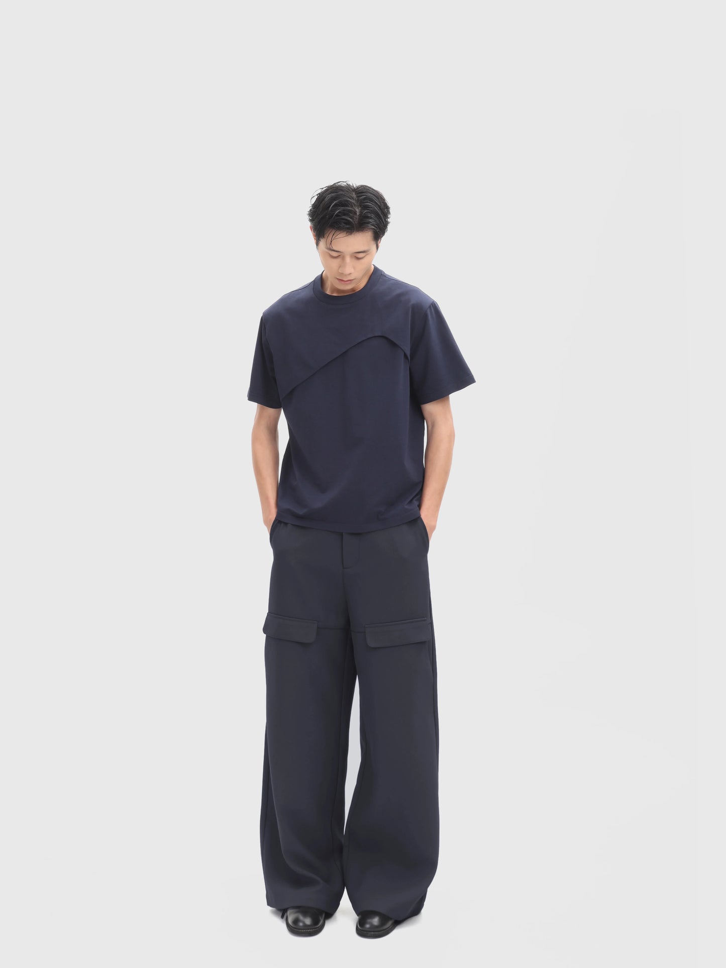 CURVED LINE T-SHIRT