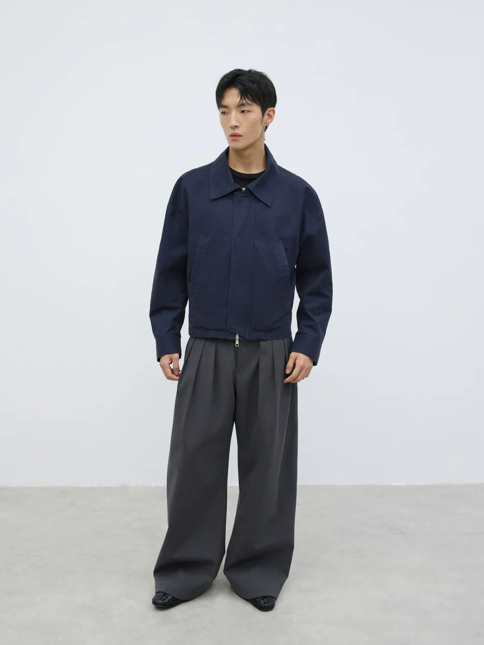 PLEATED TROUSERS