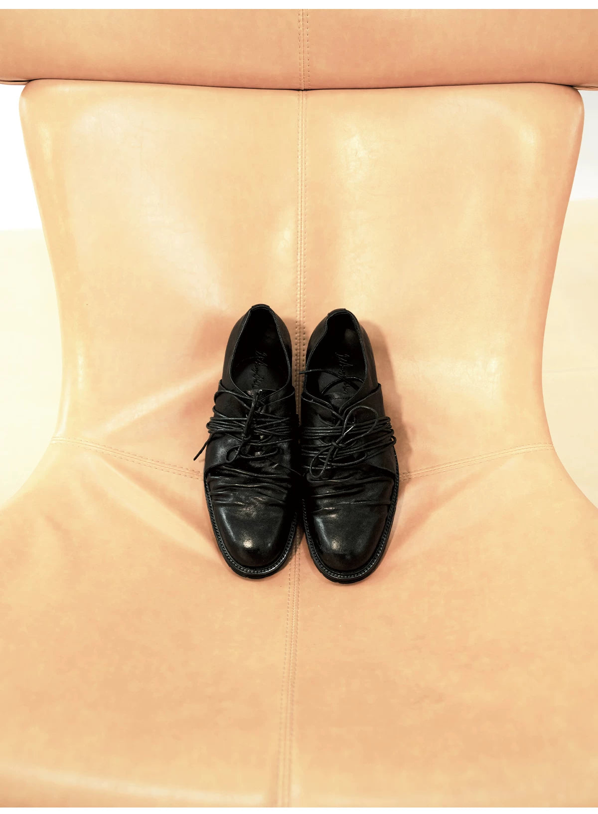 DISTRESSED LEATHER DERBY SHOES