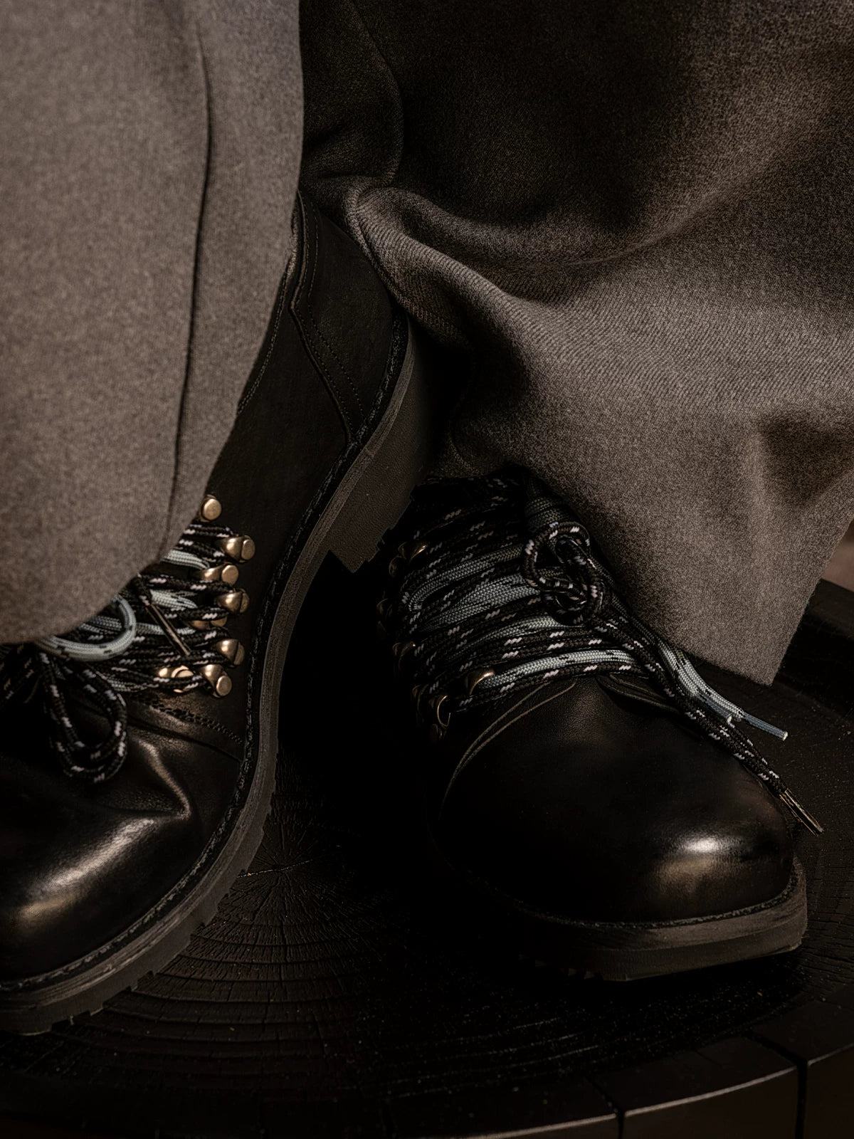 RETRO HANDMADE LEATHER DERBY SHOES