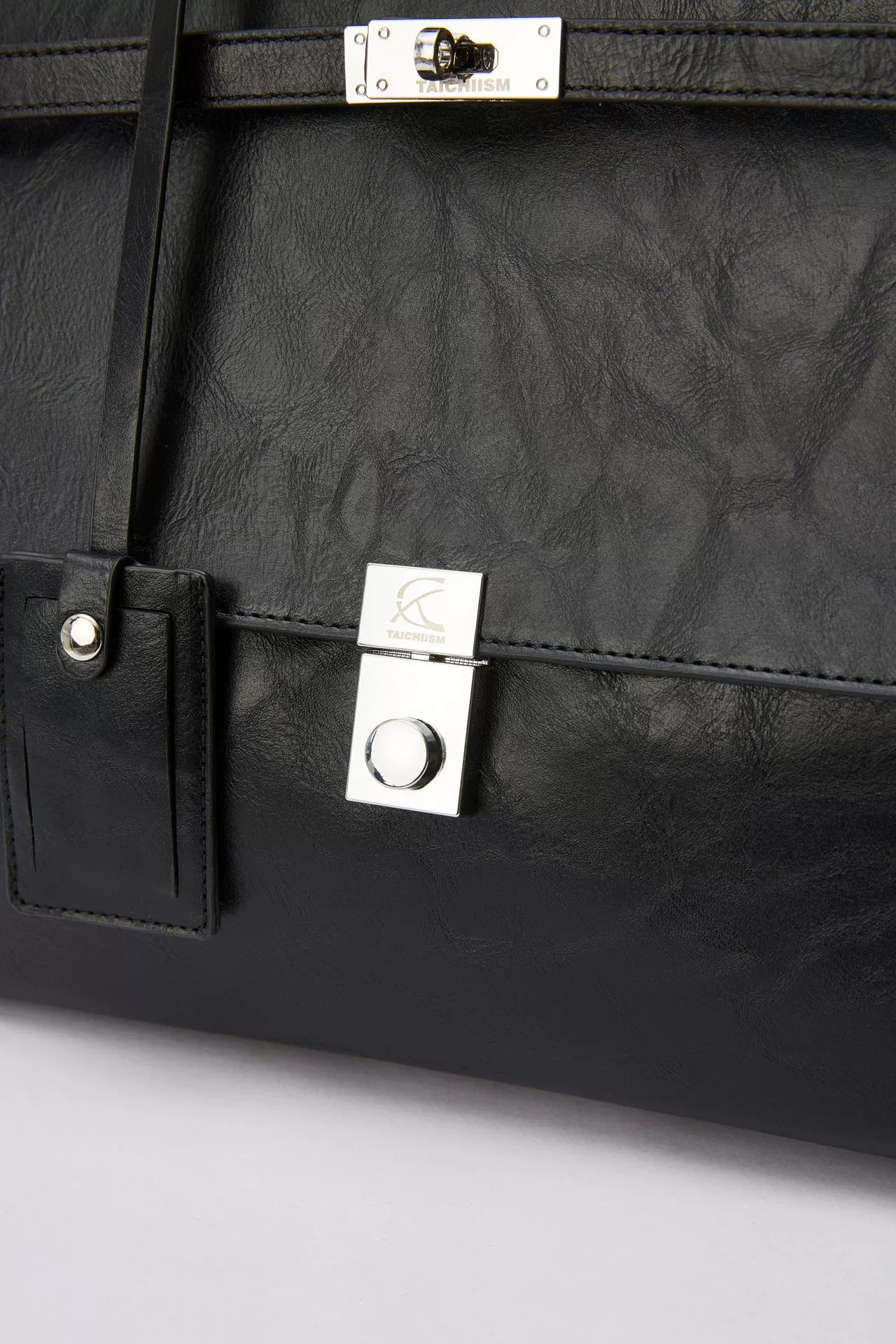 RETRO OIL WAX BAG