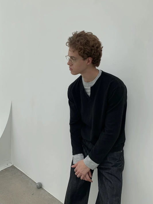 LIGHT MERINO V-NECK LONG SLEEVE
