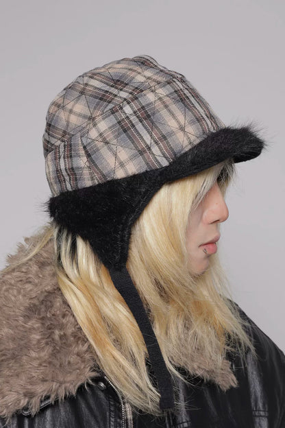 REVERSIBLE FLIGHT CAP 17