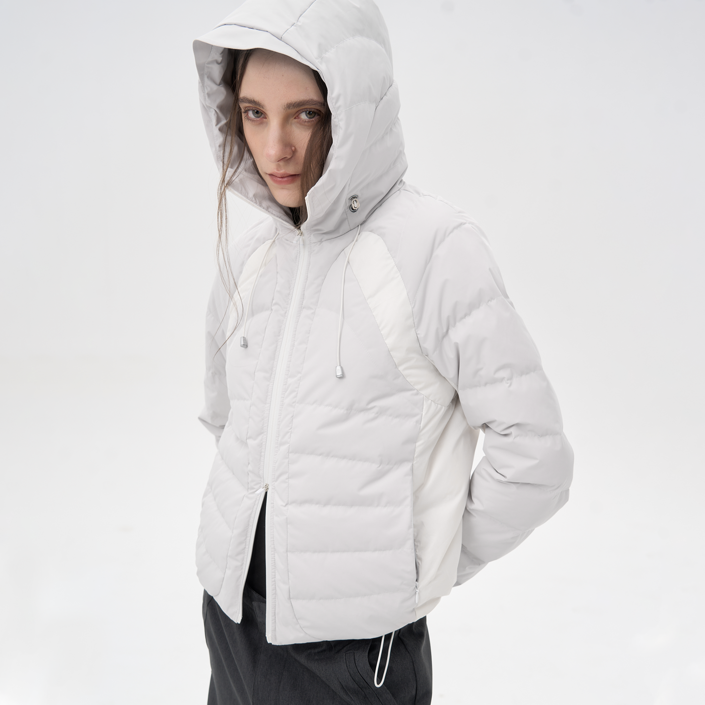 LIGHTWEIGHT DOWN JACKET