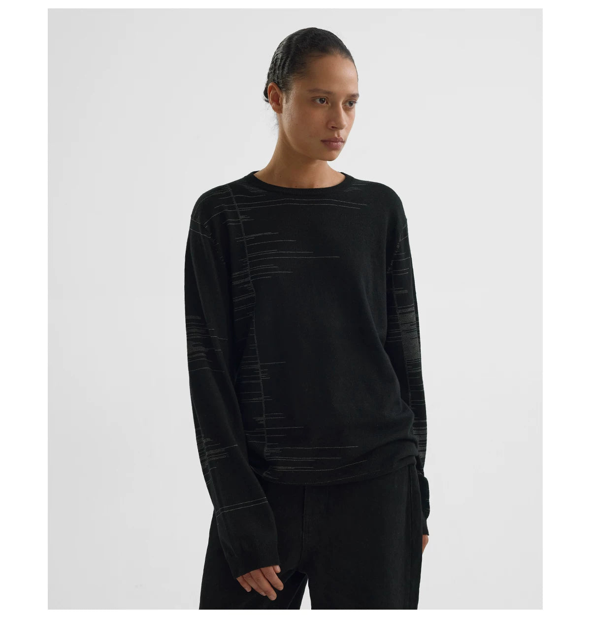 LINE JACQUARD LONG SLEEVE KNIT