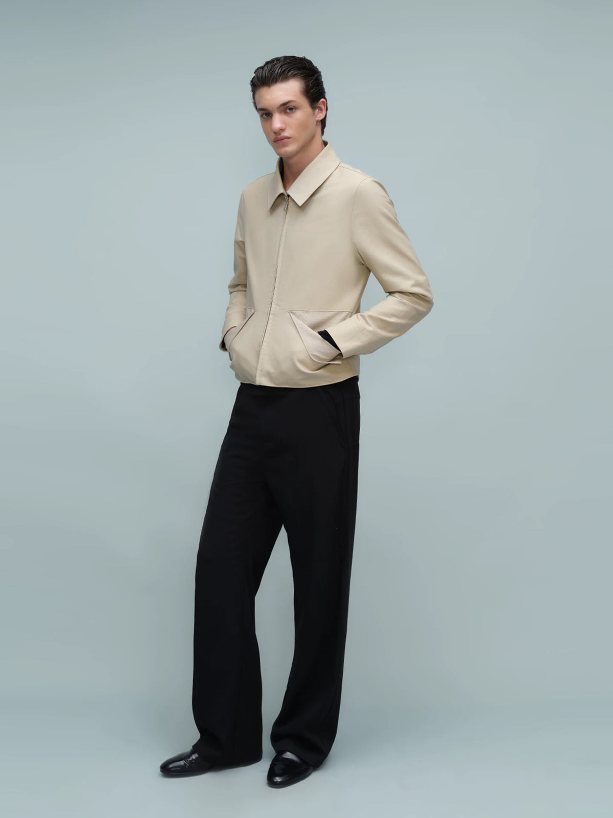 FOLD POCKET SHORT JACKET ライトカーキ