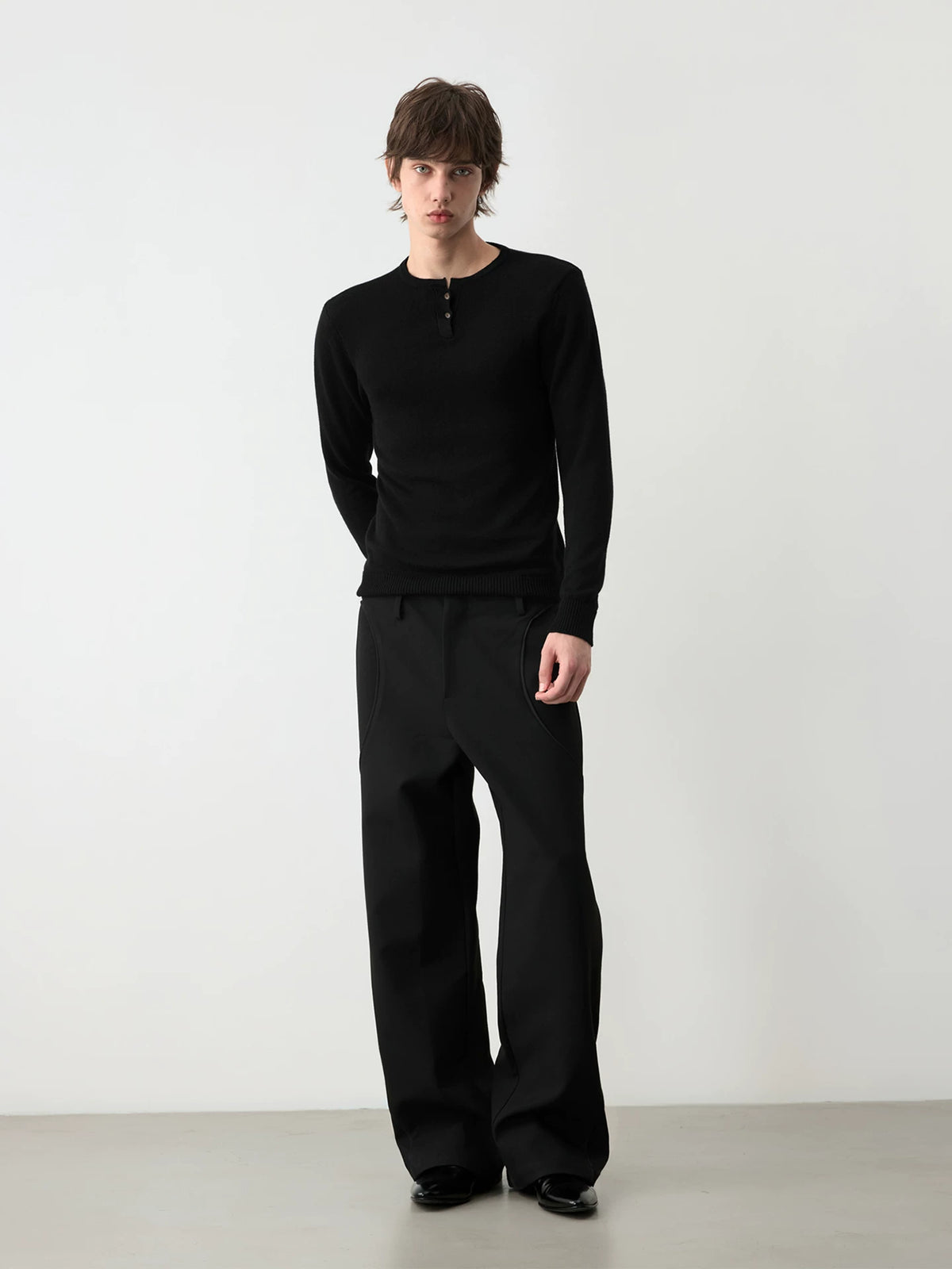 FITTED HENLEY NECK SWEATER