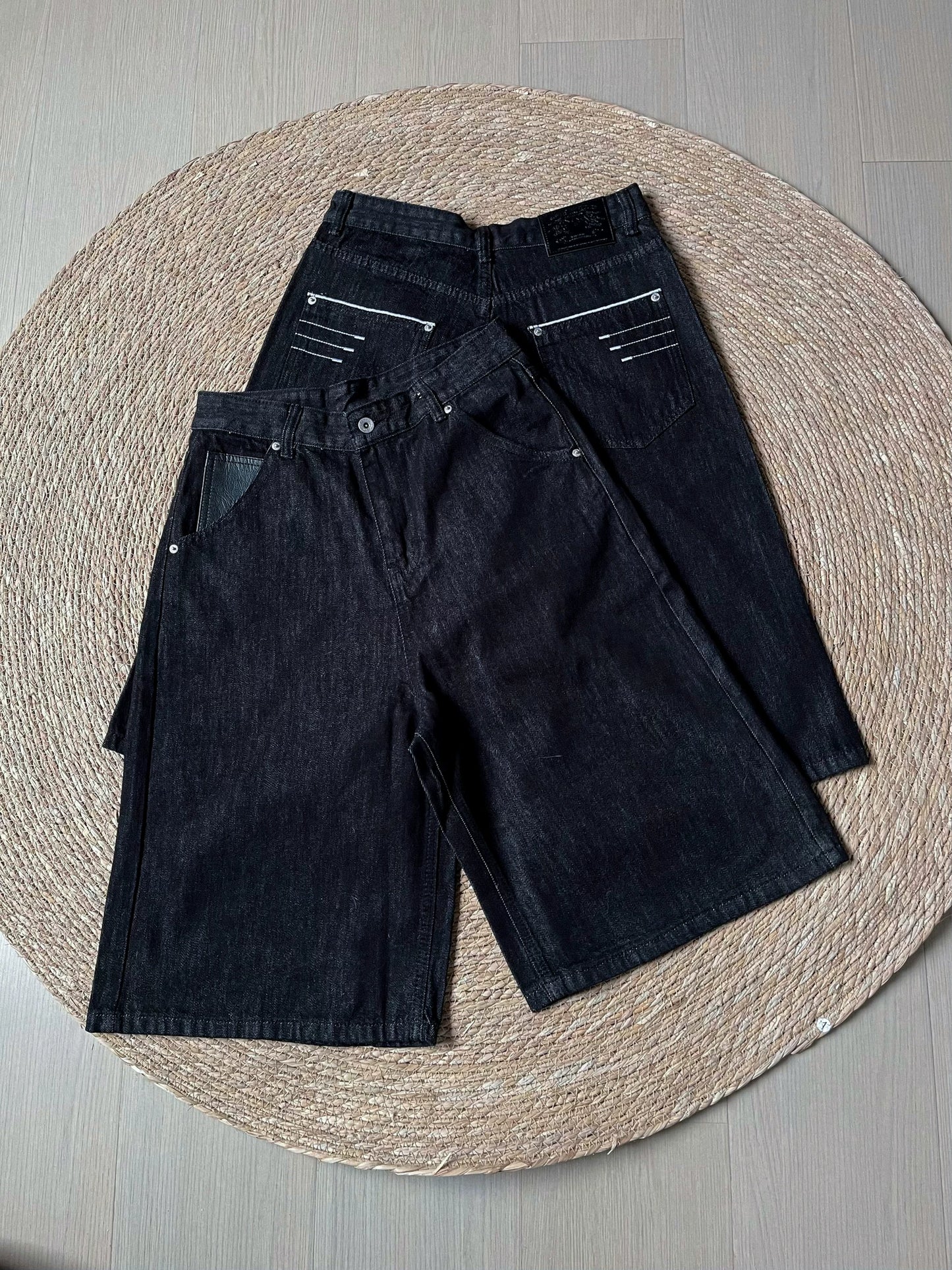 STRING TUNE DENIM SHORTS