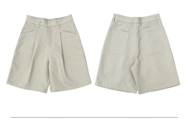 CROPPED KHAKI PLEATED SHORTS