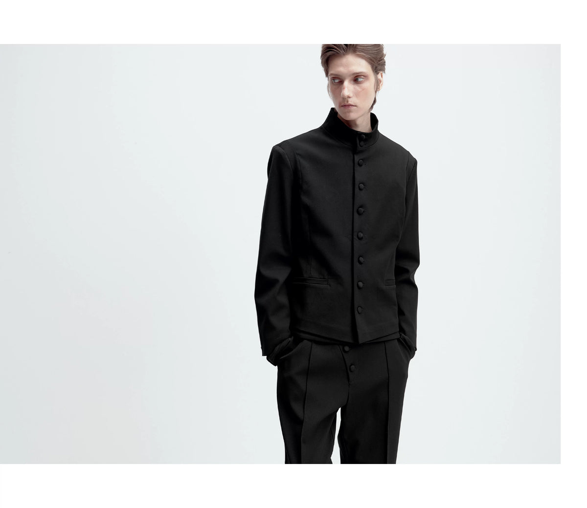 SLIM-FIT DETACHABLE SUIT JACKET