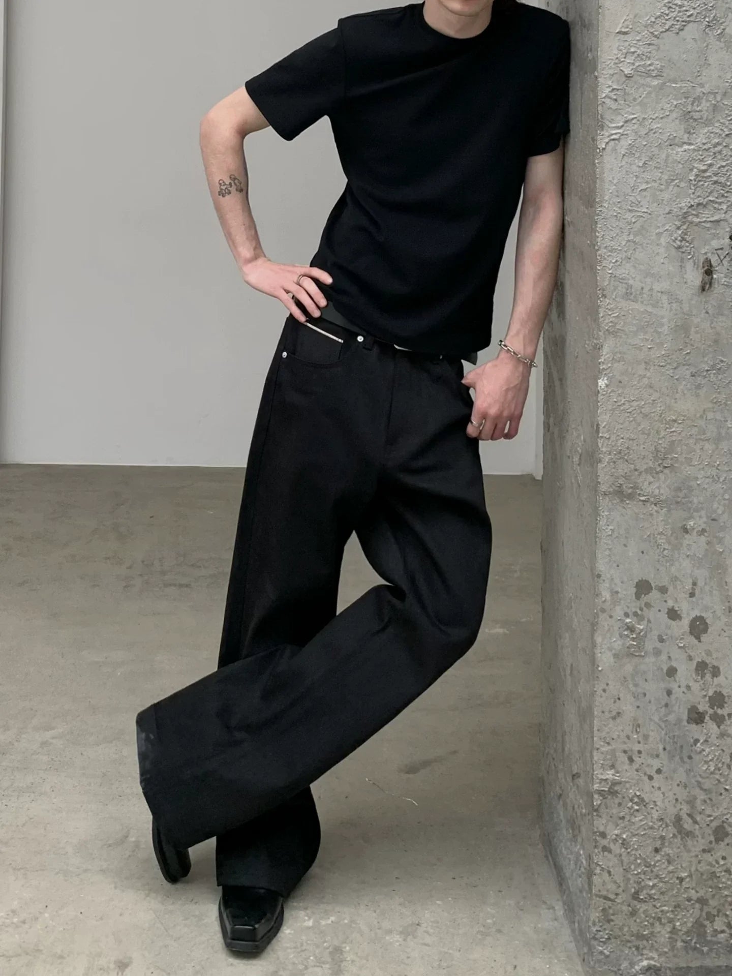 UNSTRIPPED BLACK STRAIGHT JEANS