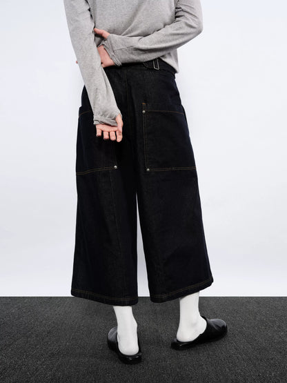 CROPPED JEANS WITH LARGE POCKETS