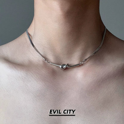 TWISTED CHAIN NECKLACE
