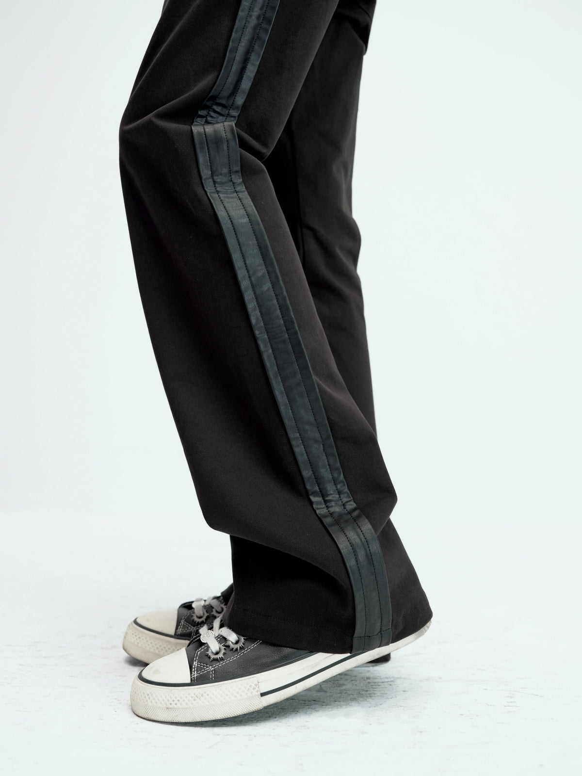 FLARED LEATHER POCKET TROUSERS