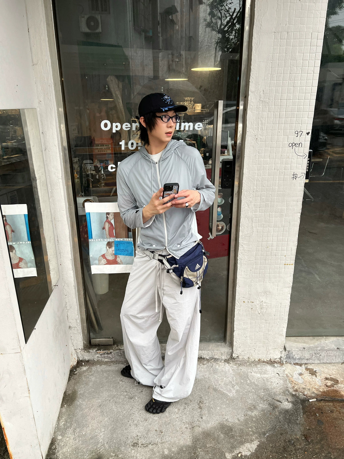 LIGHTWEIGHT SUN PROTECTION JACKET