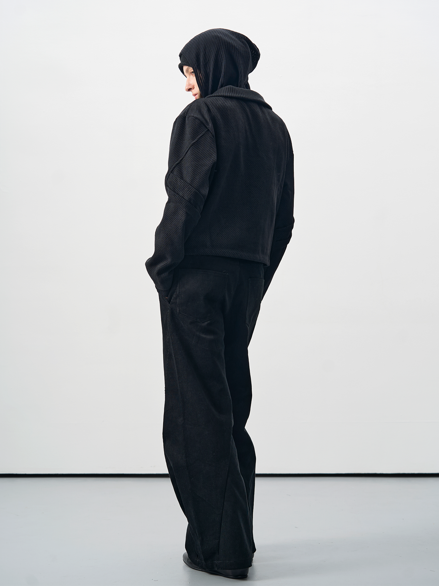 TEXTURED HIGH-LAPEL JACKET