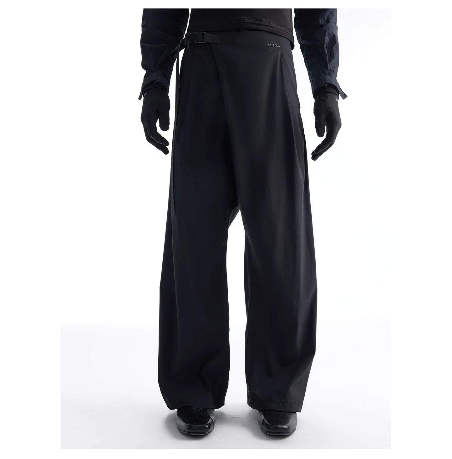 TORSION QUICK-RELEASE CROPPED PANTS