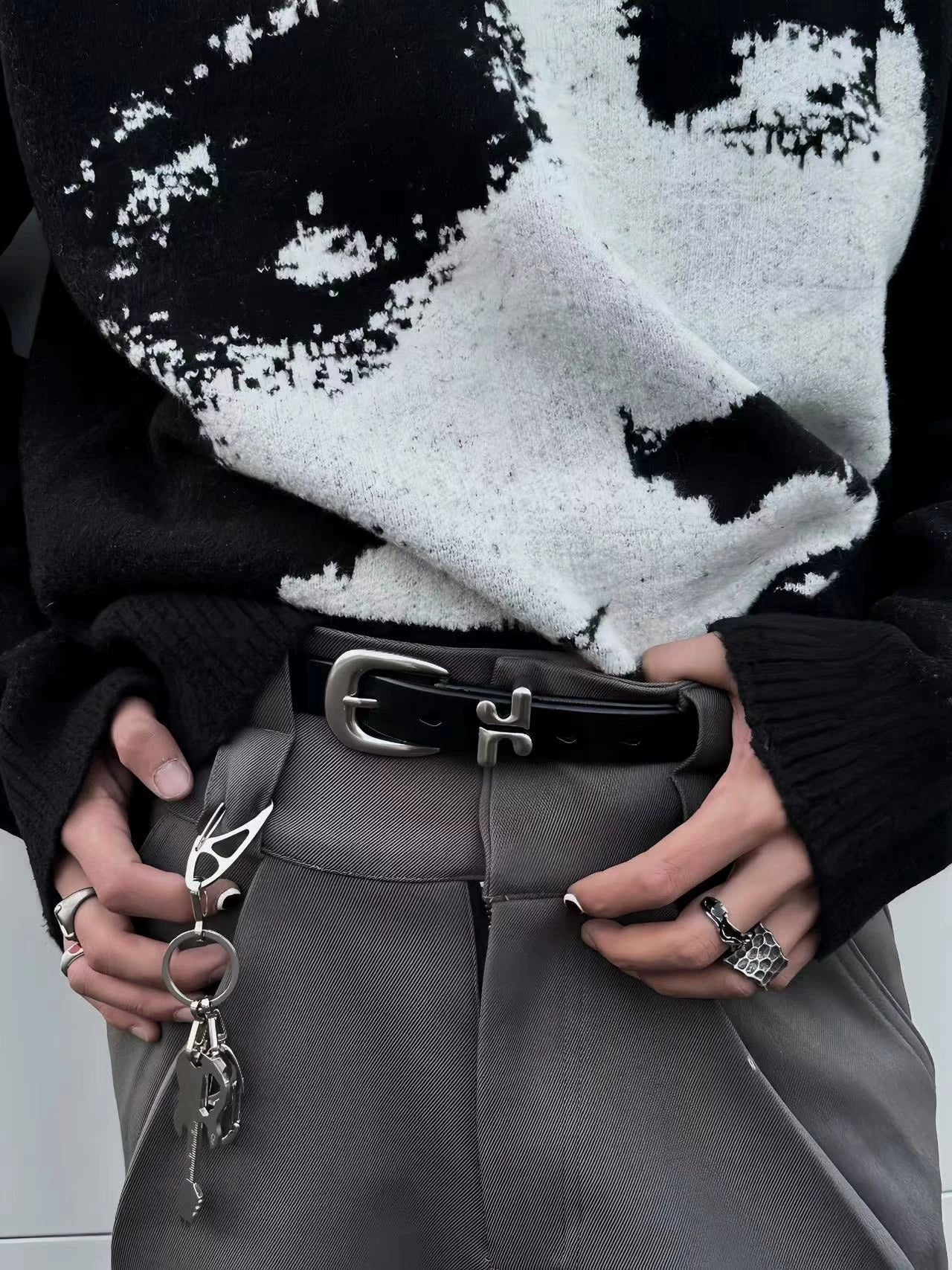 VINTAGE LEATHER BELT WITH SILVER BUCKLE