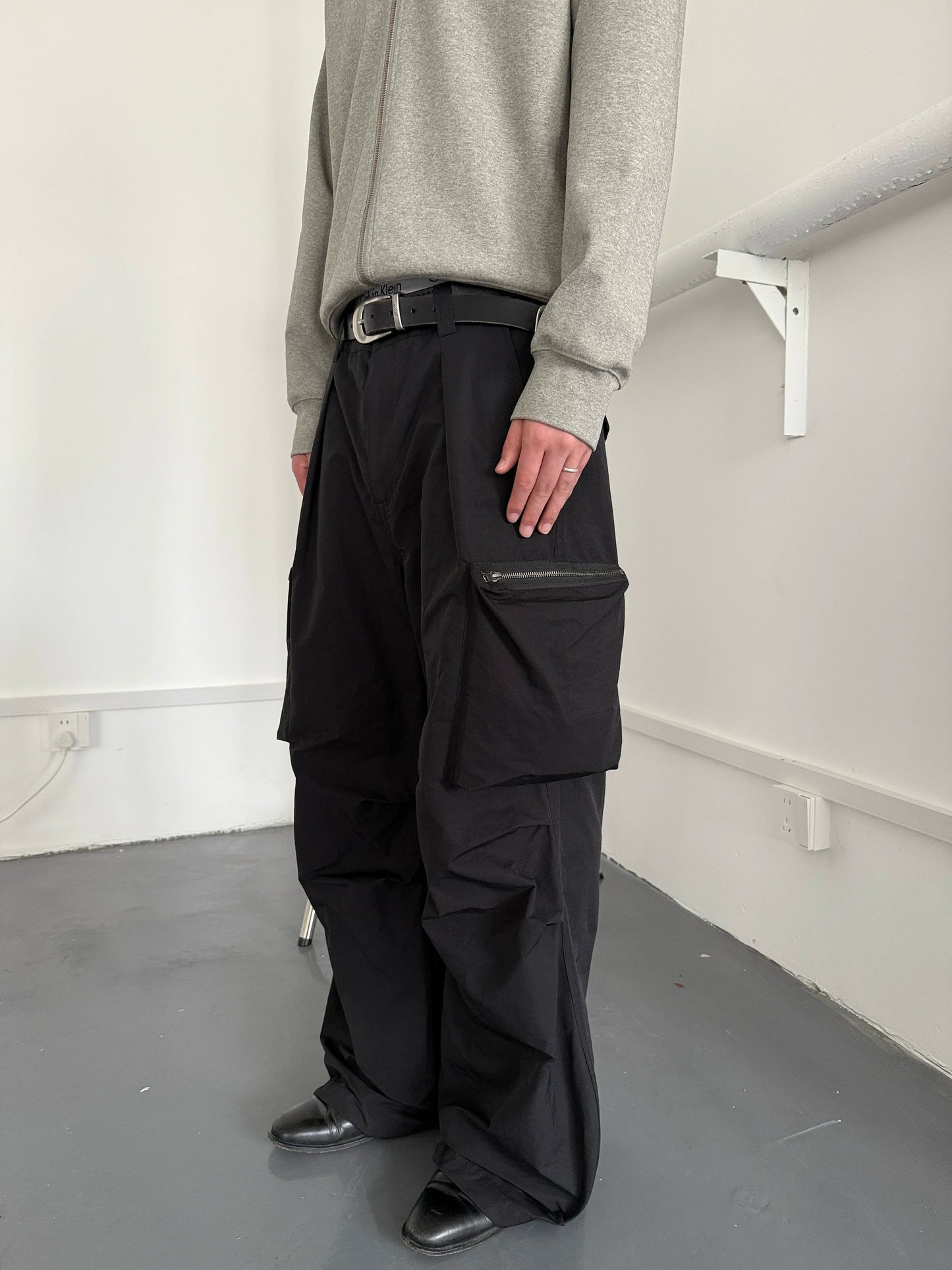 NYLON POCKET CARGO PANTS