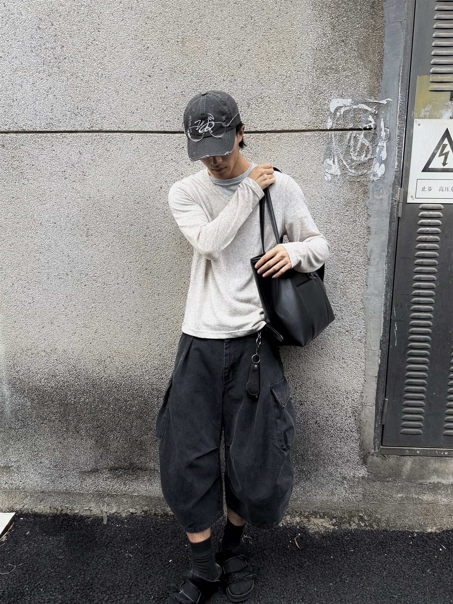 EDGED COMMUTER BAG