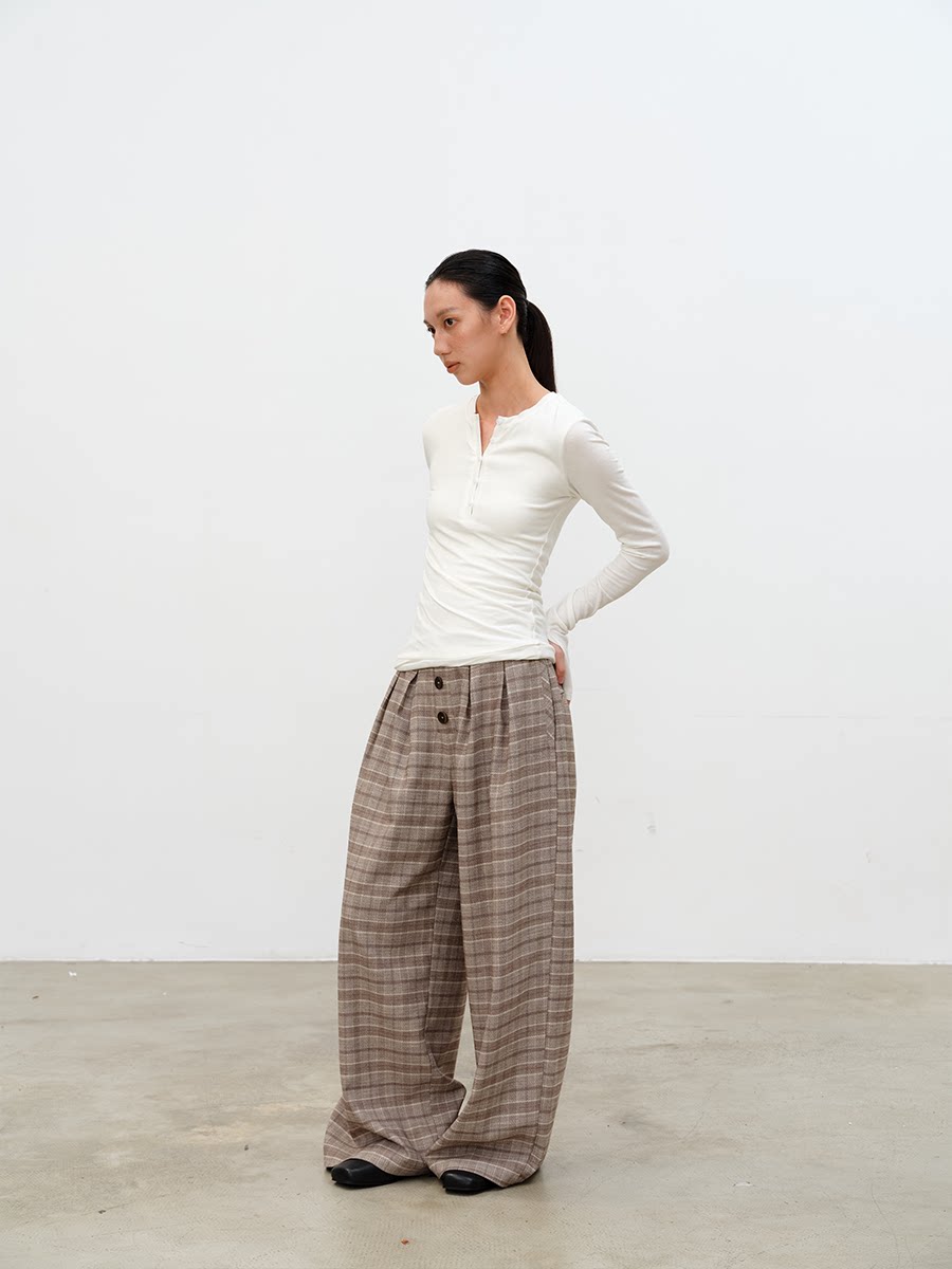 TWISTED WAIST LONG-SLEEVE TOP