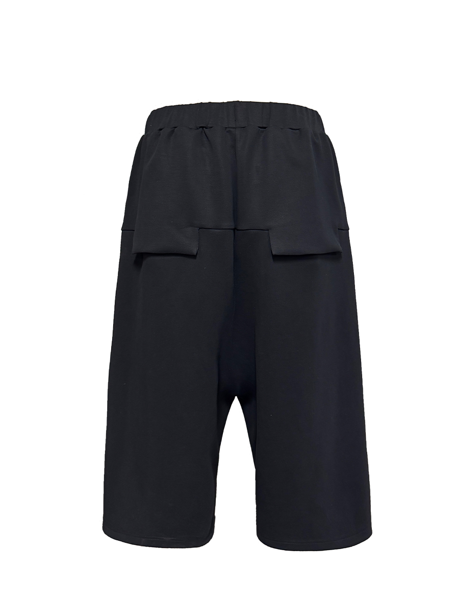 LOW-RISE POCKET SHORTS