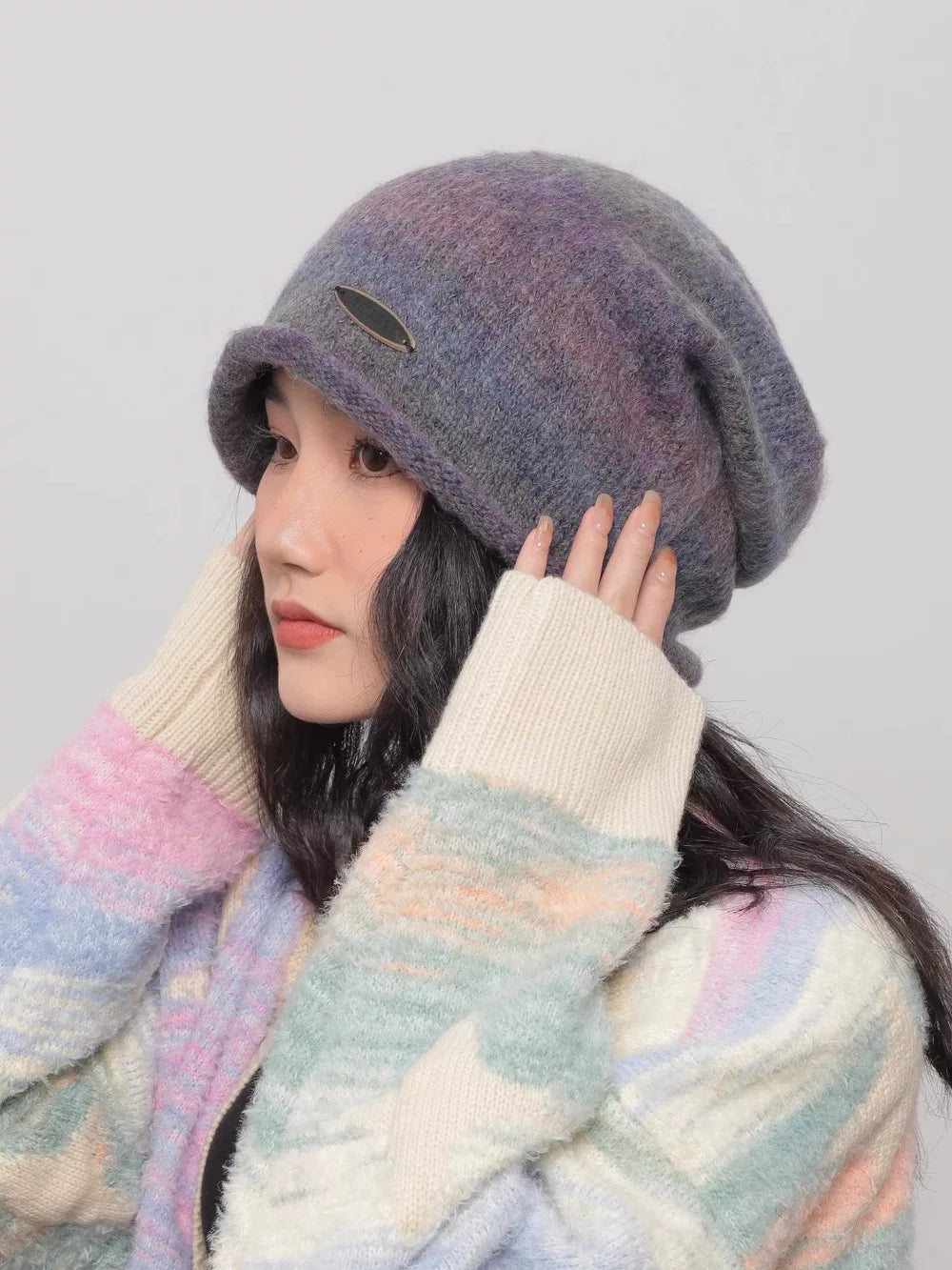 GRADIENT SLOUCH KNIT CAP 2