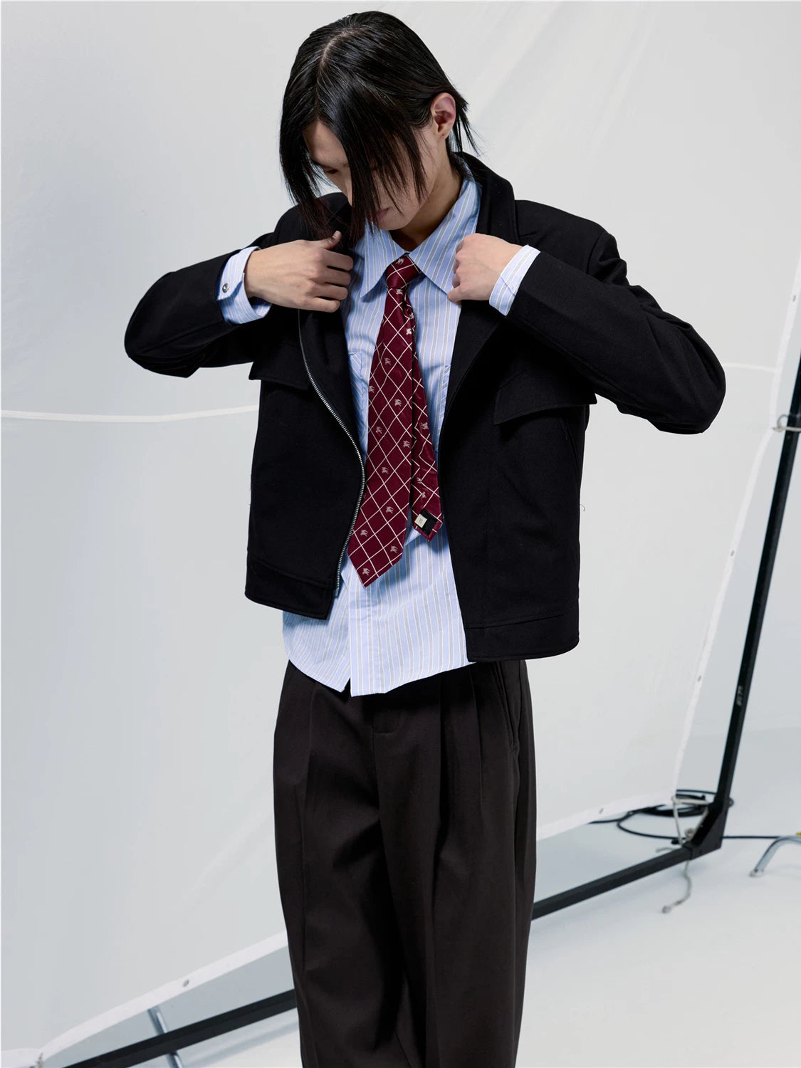 DECONSTRUCTED SUIT JACKET WITH ZIPPER